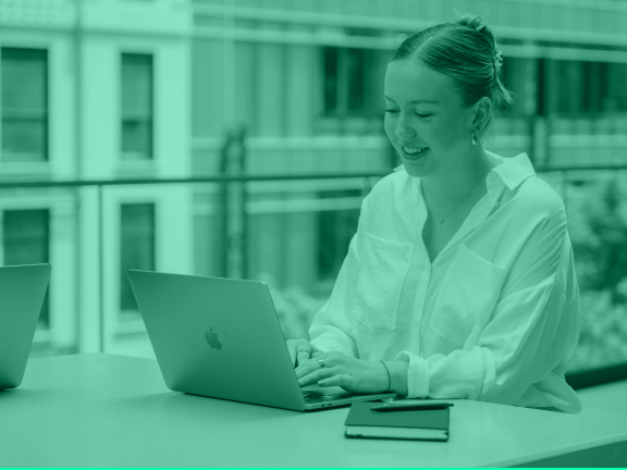 lady working at laptop